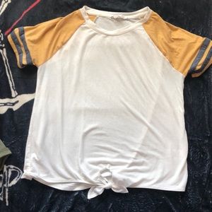 White and yellow T